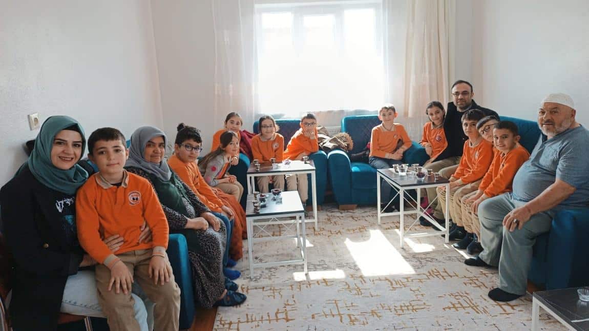 Sosyal Sorumluluk projeleri Kapsamında Şehit Ailesi Ziyareti